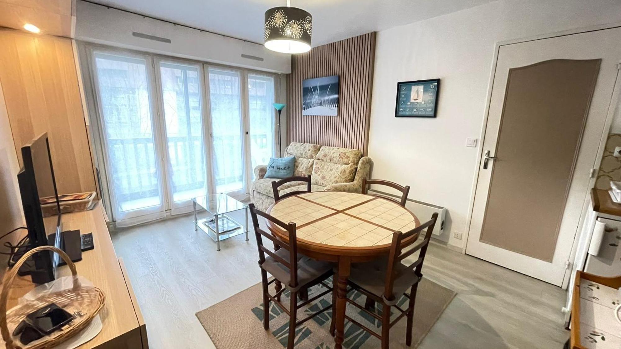 Appartement 2 Pieces Entierement Renove วิลเลร์-ซูร์-แมร์ ภายนอก รูปภาพ